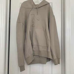 Female silhouette grey/beige hoodie